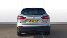 Nissan Qashqai 1.3 DiG-T Acenta Premium 5dr Petrol Hatchback